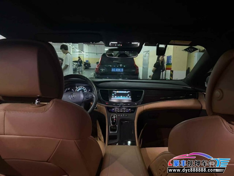 17年别克君越轿车抵押车出售