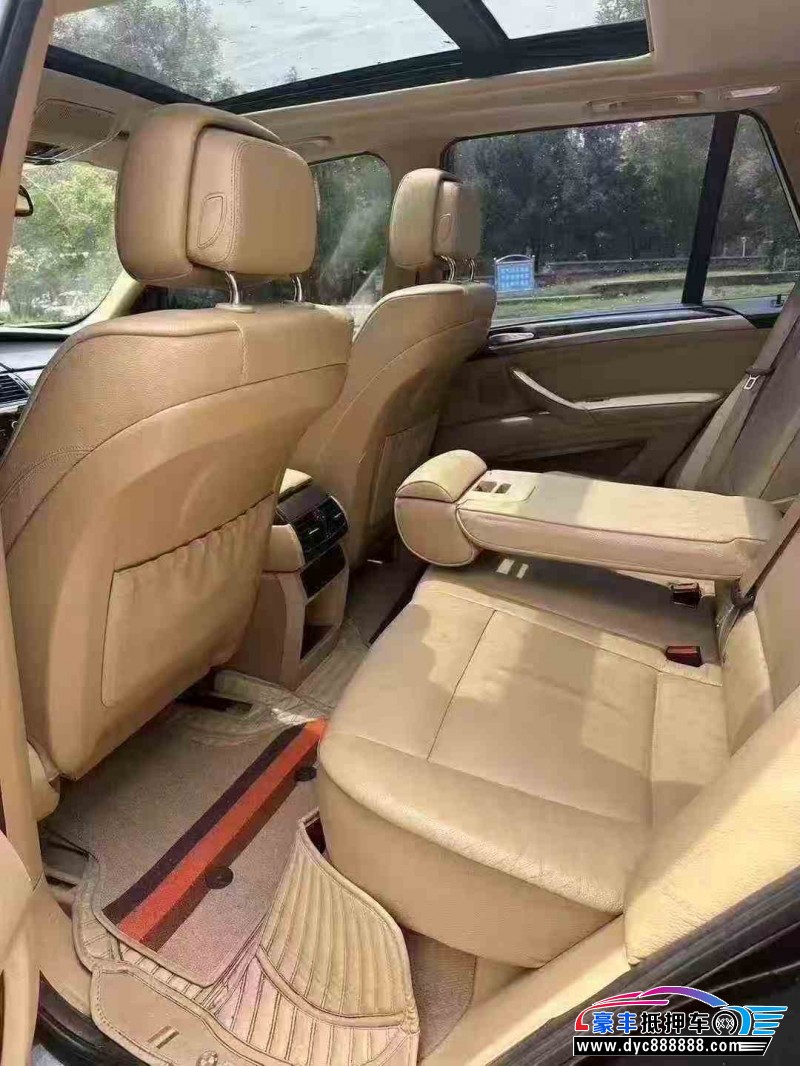 13年宝马X5SUV抵押车出售