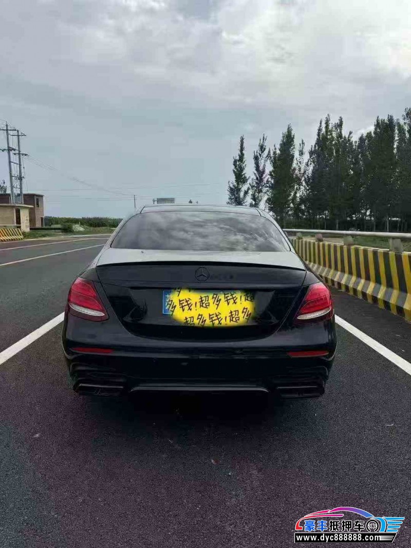 20年奔驰E轿车抵押车出售