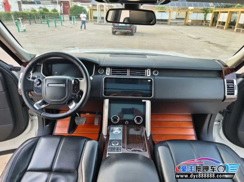 16年路虎揽胜行政轿车抵押车出售