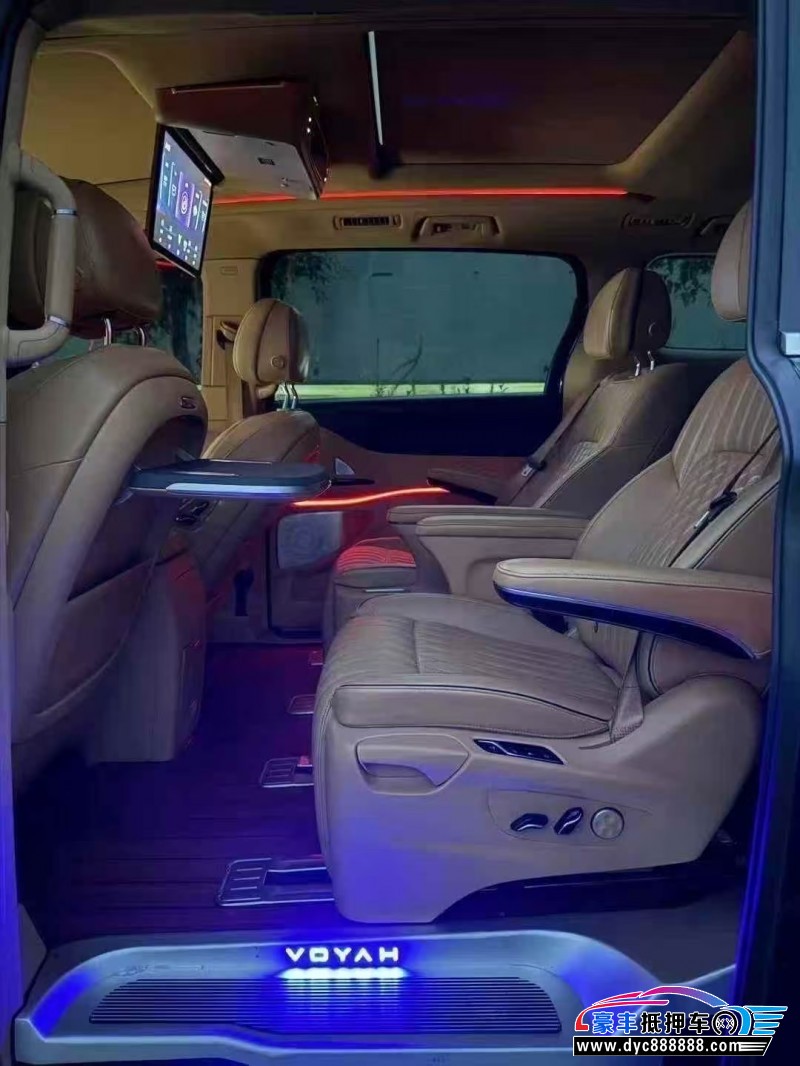 23年岚图梦想家MPV抵押车出售