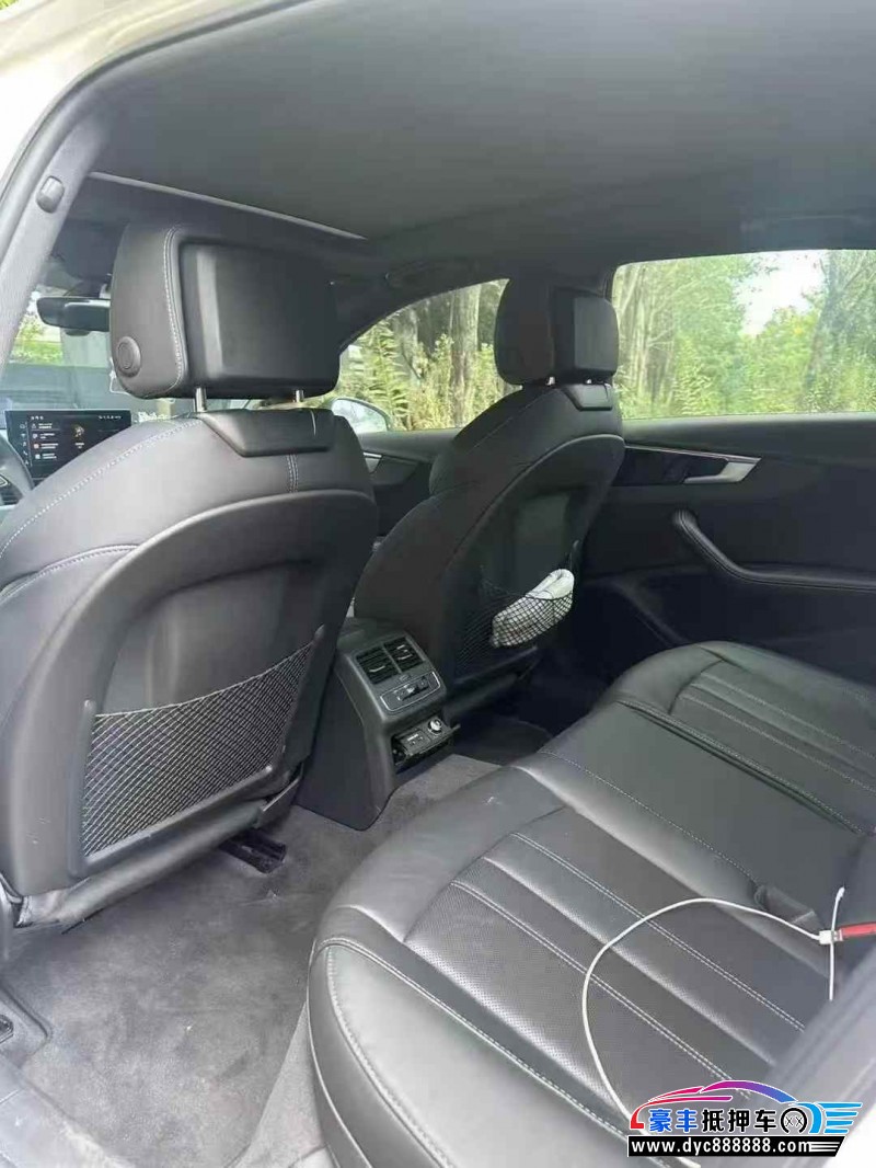 23年奥迪A4L轿车抵押车出售