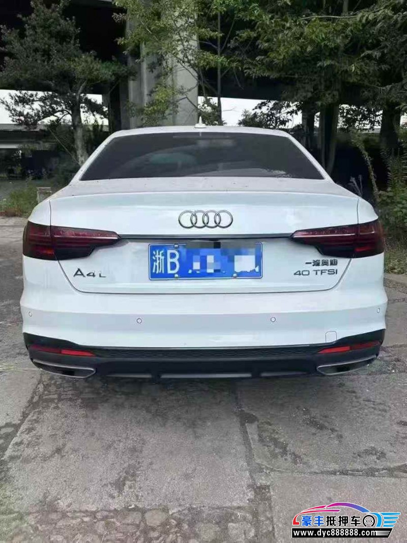 23年奥迪A4L轿车抵押车出售