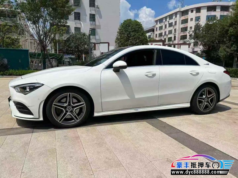 20年奔驰CLA轿车抵押车出售