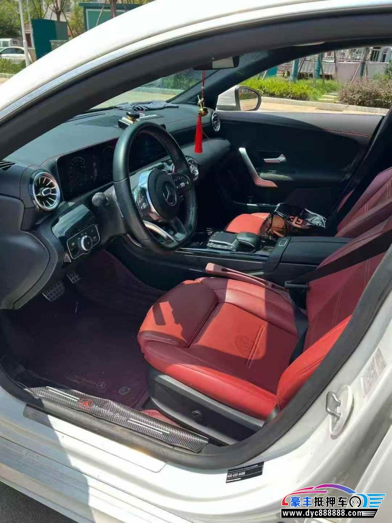 20年奔驰CLA轿车抵押车出售