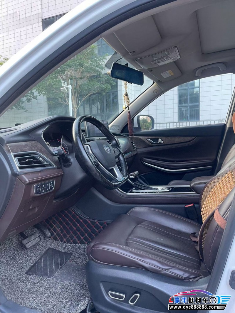 18年长安CS75轿车抵押车出售