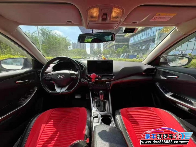 20年现代菲斯塔轿车抵押车出售