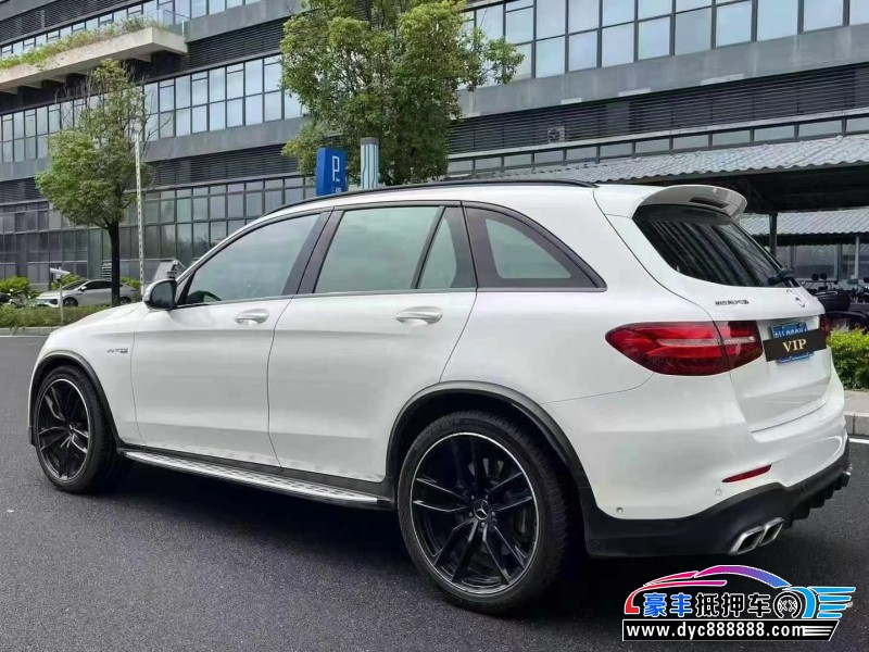 20年奔驰A级AMG轿车抵押车出售