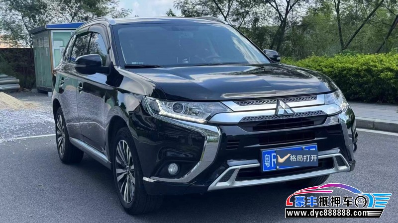 21年三菱欧蓝德轿车抵押车出售