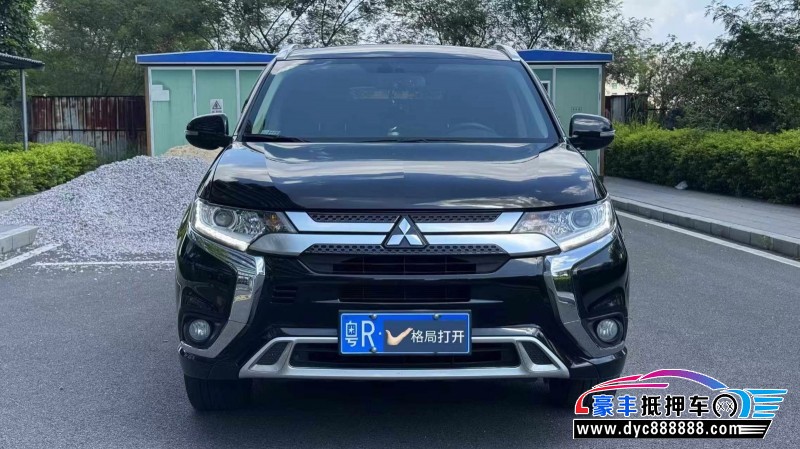 21年三菱欧蓝德轿车抵押车出售