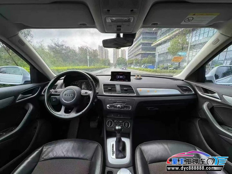 17年奥迪Q3轿车抵押车出售