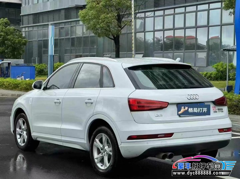 17年奥迪Q3轿车抵押车出售