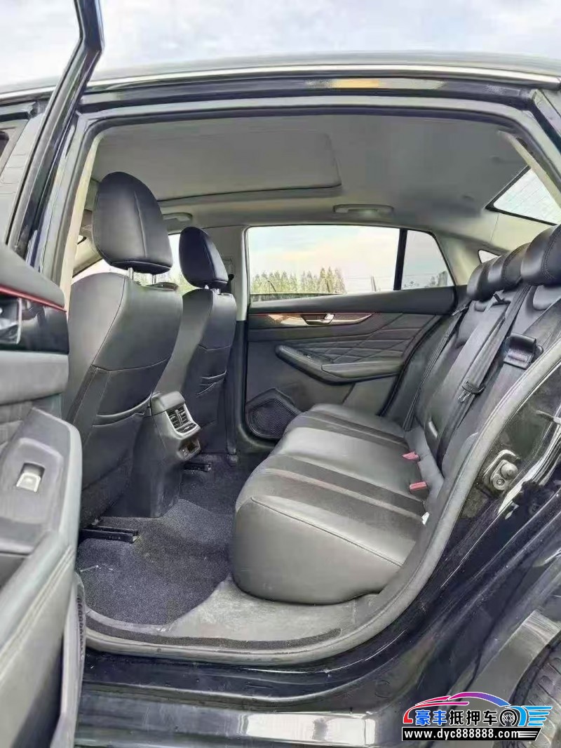 22年东风风神奕炫轿车抵押车出售