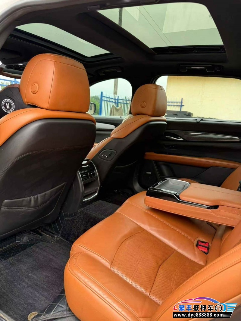 17年凯迪拉克CT6轿车抵押车出售