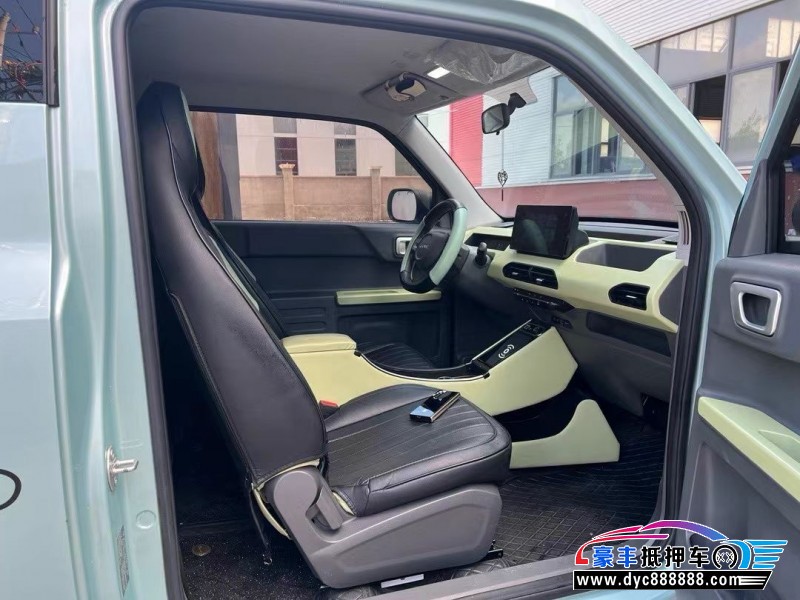 23年吉利熊猫轿车抵押车出售