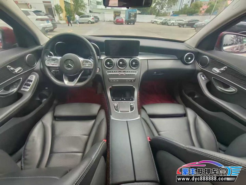 21年奔驰C轿车抵押车出售
