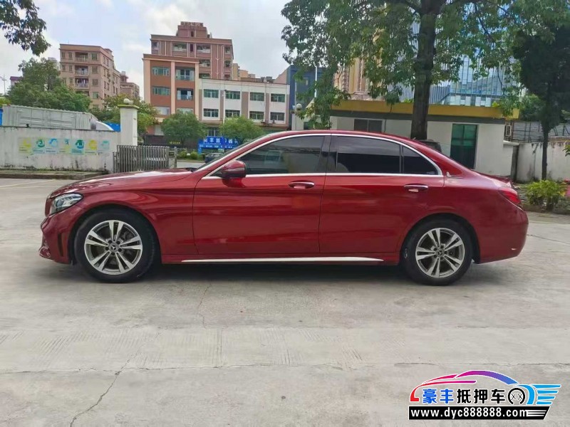 21年奔驰C轿车抵押车出售