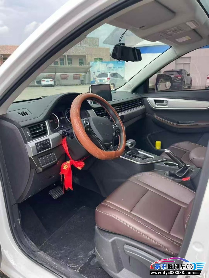 24年东风风行T5轿车抵押车出售