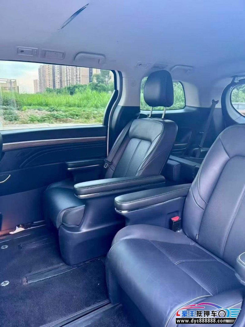 23年传祺M8轿车抵押车出售