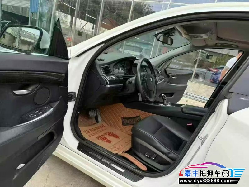 13年宝马5系轿车抵押车出售