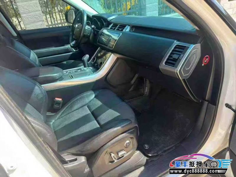 18年路虎揽胜运动版轿车抵押车出售