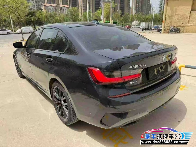 21年宝马3系轿车抵押车出售