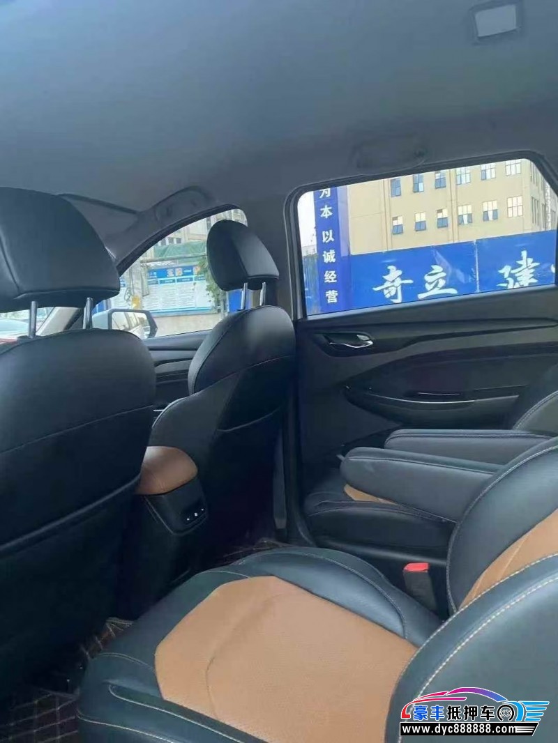 23年五菱汽车五菱宏光S3轿车抵押车出售