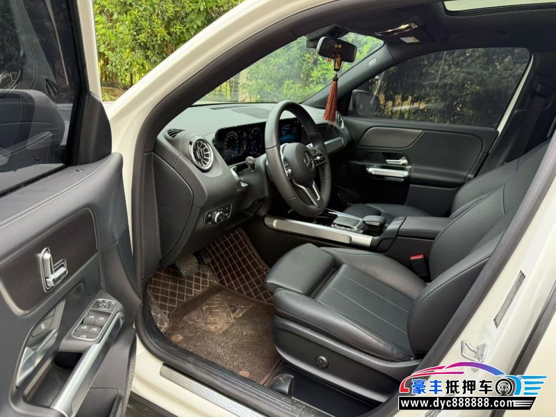 21年奔驰GLB轿车抵押车出售