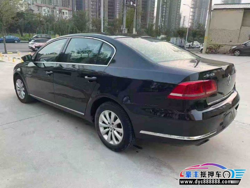 14年大众迈腾轿车抵押车出售