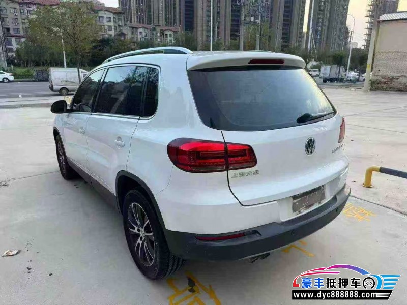 14年大众途观轿车抵押车出售