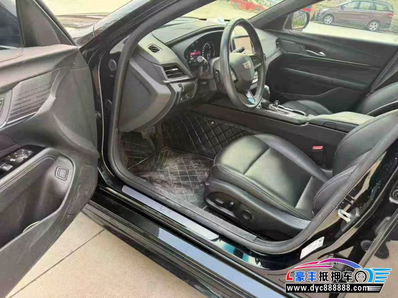 21年凯迪拉克CT4轿车抵押车出售