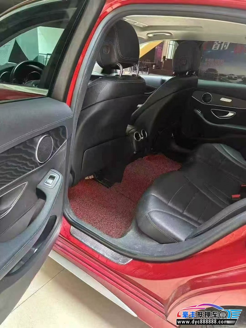 16年奔驰C轿车抵押车出售