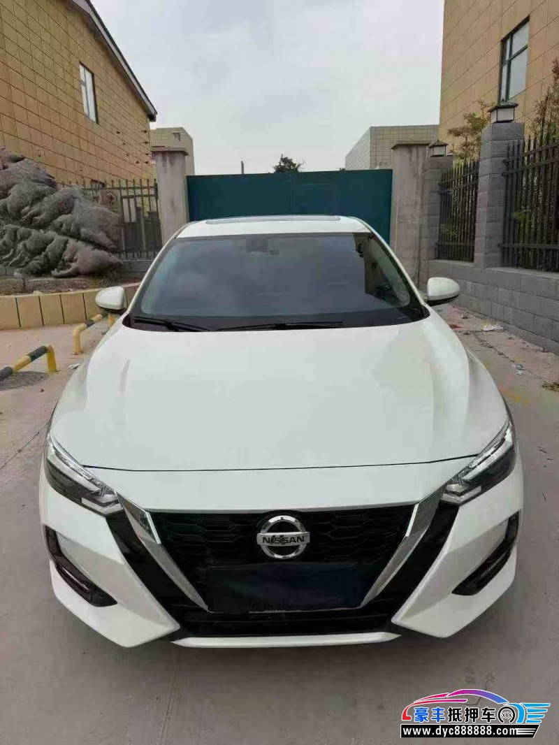 22年日产轩逸轿车抵押车出售