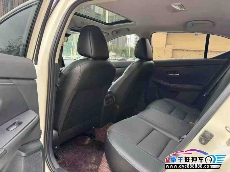 22年日产轩逸轿车抵押车出售