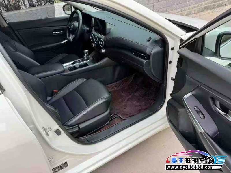 22年日产轩逸轿车抵押车出售