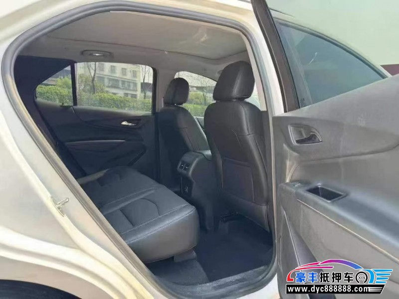 19年雪佛兰探界者轿车抵押车出售