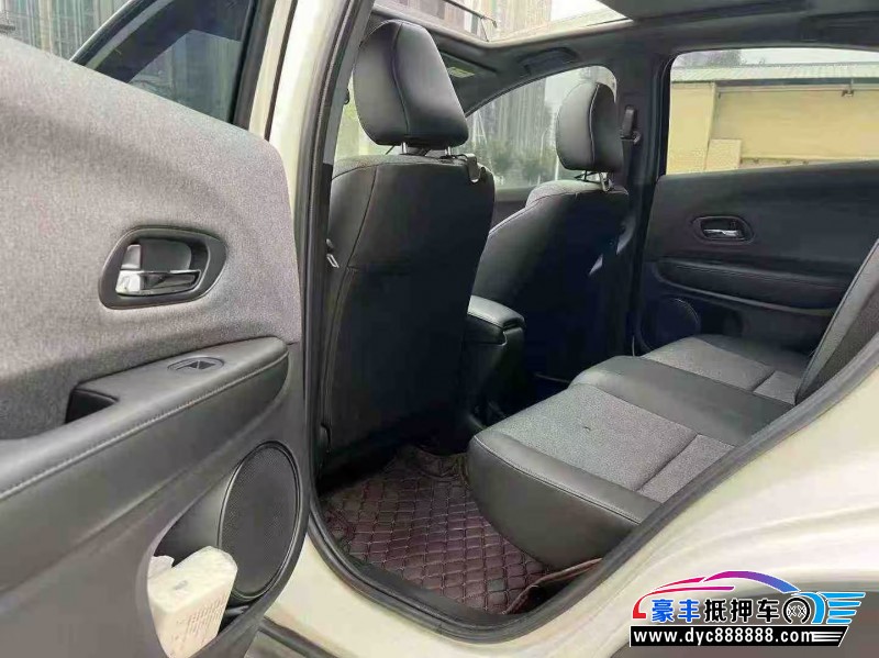 22年本田XRV轿车抵押车出售