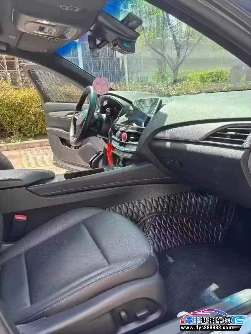 22年凯迪拉克CT5轿车抵押车出售