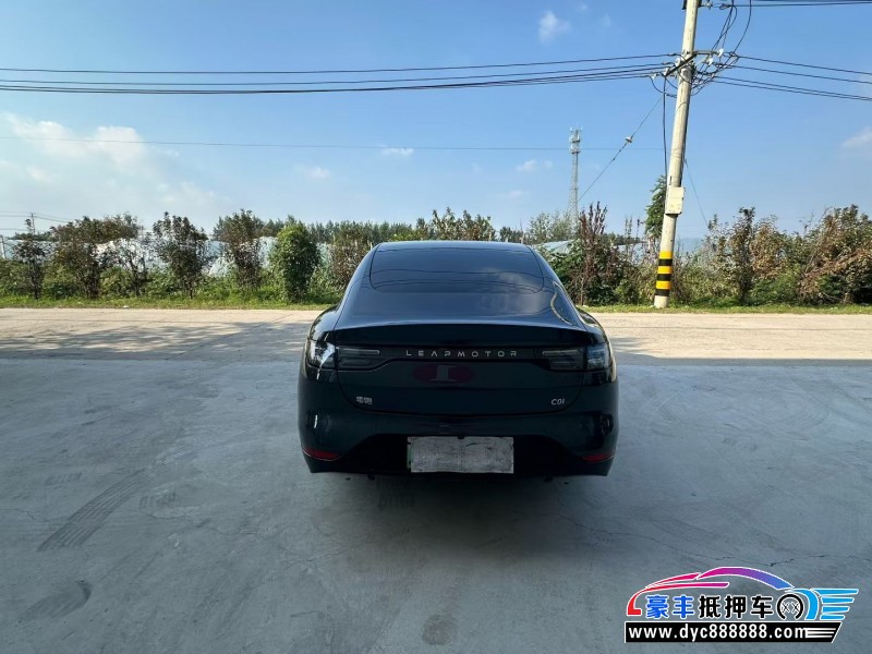 24年零跑c01轿车抵押车出售