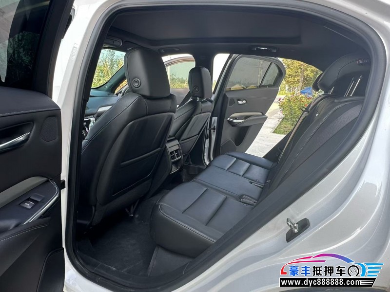 19年凯迪拉克XT4轿车抵押车出售