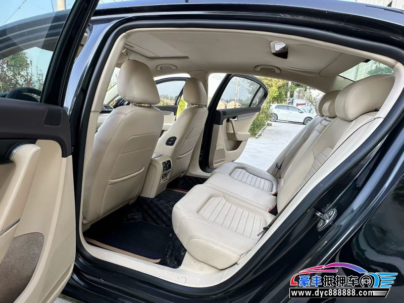 15年大众迈腾轿车抵押车出售