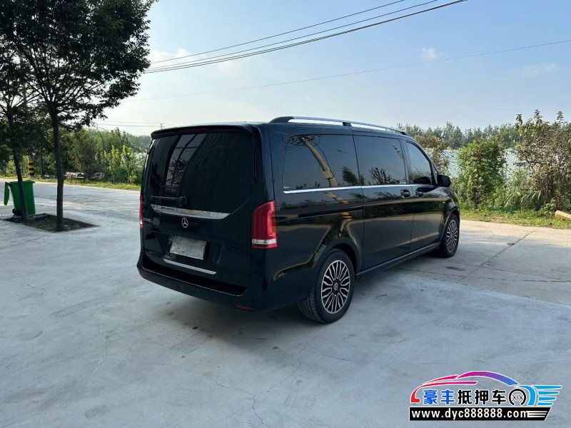 19年奔驰V轿车抵押车出售