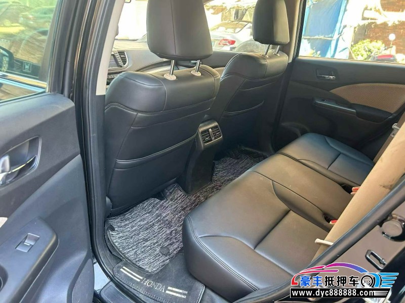 16年本田CR-V轿车抵押车出售