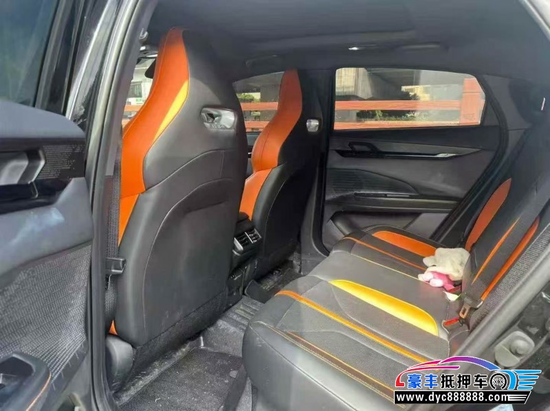 24年长安长安UNI轿车抵押车出售