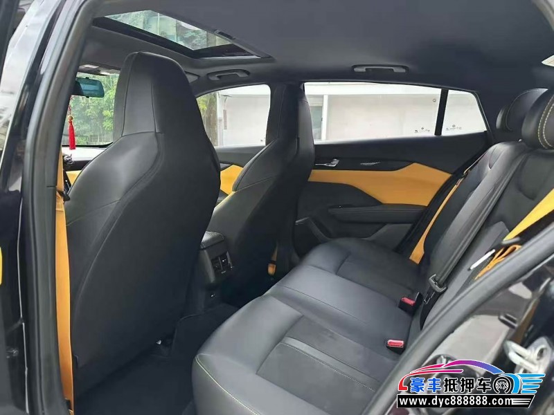 23年东风风神奕炫轿车抵押车出售