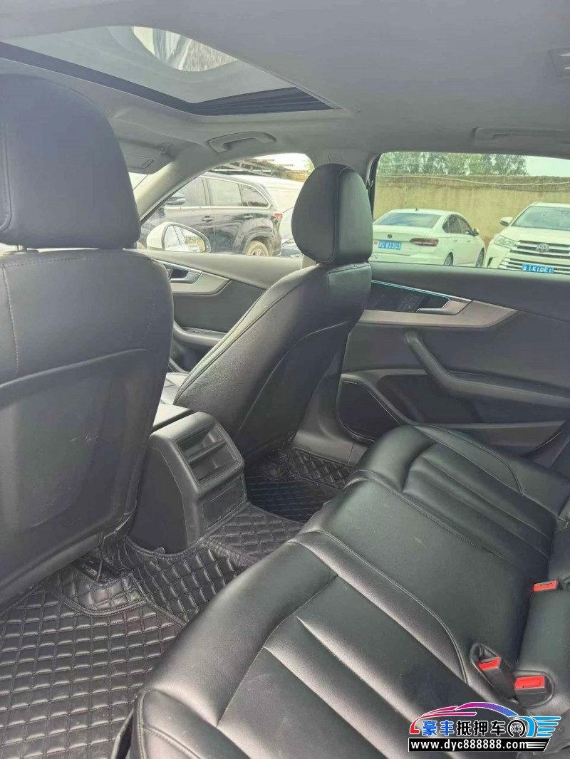 18年奥迪A4L轿车抵押车出售