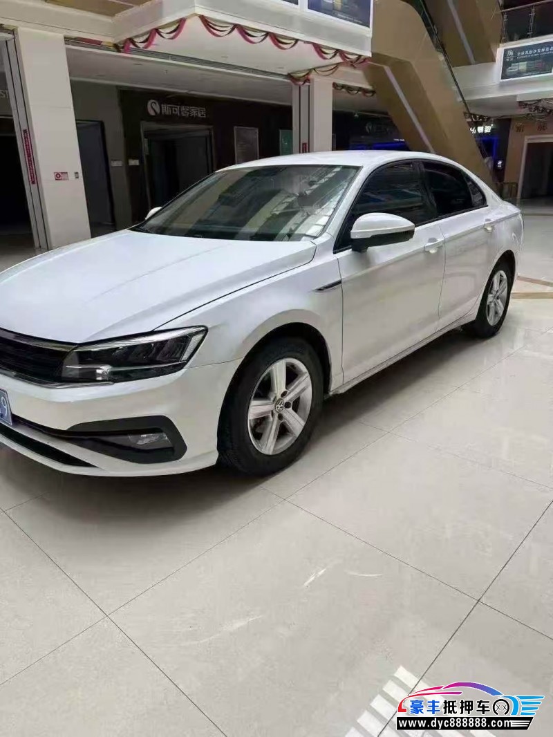 19年大众凌渡轿车抵押车出售