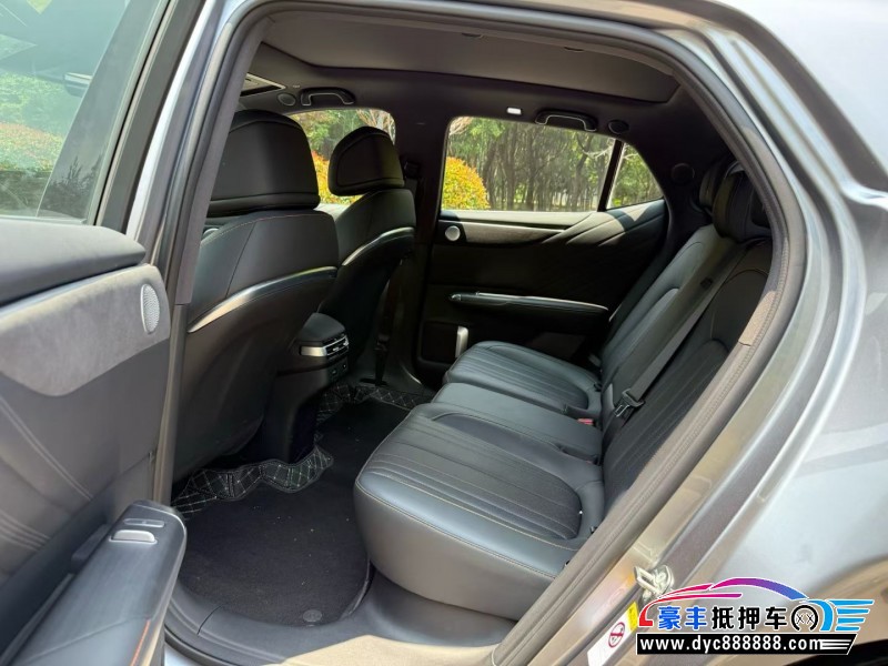 25年长安启源E07轿车抵押车出售