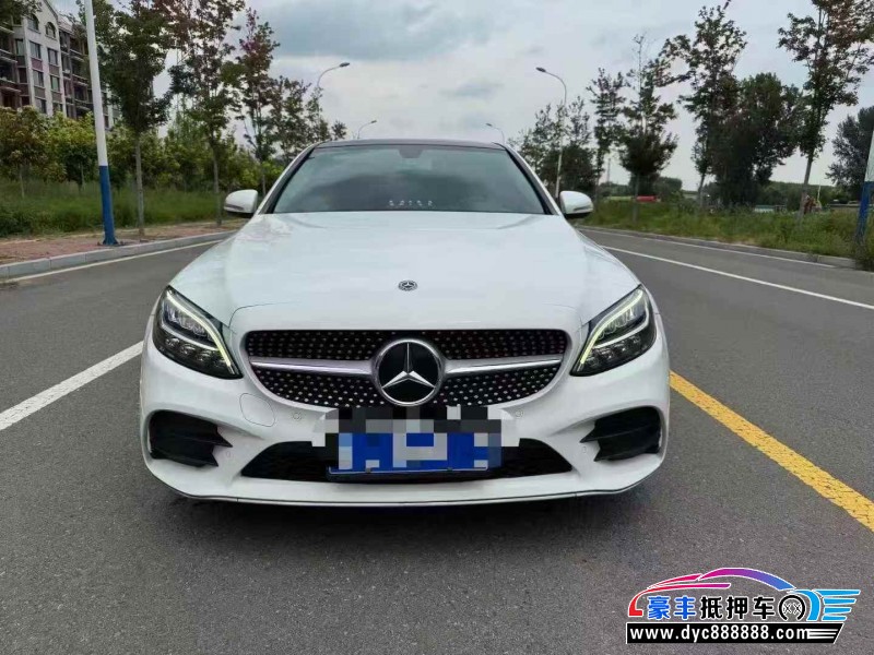 19年奔驰C轿车抵押车出售