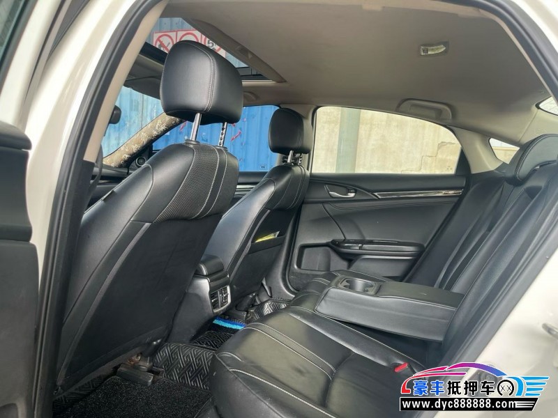 17年本田思域轿车抵押车出售